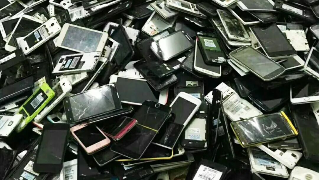 鋁創新紀元 – 也許，我們曾以另一種方式握過手3.jpg